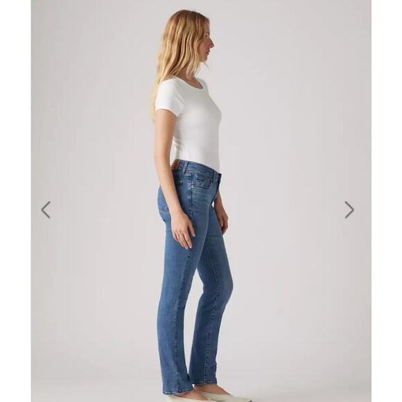 Levi's Jeans Women's Classic Straight Fit Dark Wash Size 8 -29 x 30 - Picture 2 of 12